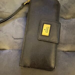Black fossil wallet